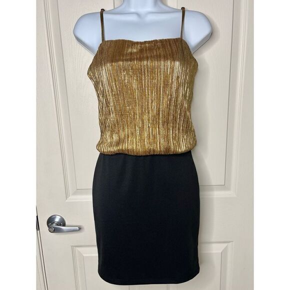 Forever 21 XXI Gold Plisse Blouson Mini Dress - Medium - Picture 2 of 10